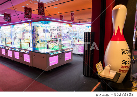 ダイバーシティ東京プラザ　ラウンドワン　ゲームセンター入口　東京都江東区青海 95273308