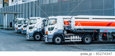 液化天然ガス　出荷設備　ガスステーション 95274347