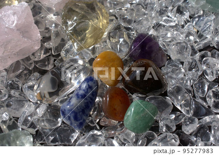カラフル パワーストーン 背景 カラフル パワーストーン 背景 95277983