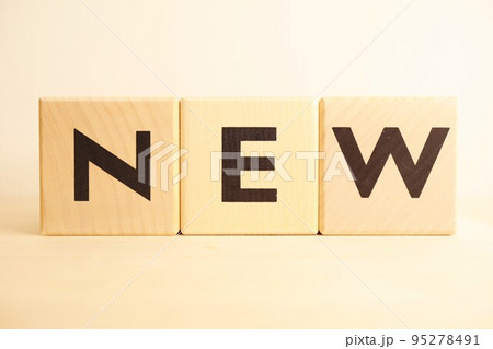 NEW(ニュー)の木製のアルファベットブロック(ロゴ・アイコン) NEW(ニュー)の木製のアルファベットブロック(ロゴ・アイコン) 95278491