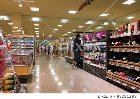 【大阪府】10月・物価上昇で節約する主婦 【大阪府】10月・物価上昇で節約する主婦 95291295
