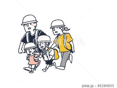 災害に遭い避難する家族　洪水、地震などの災害に直面した人々 95294055