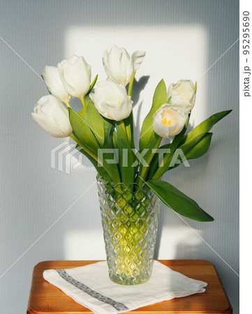 Autumn background with miniature annual Alyssum flower. 95295690