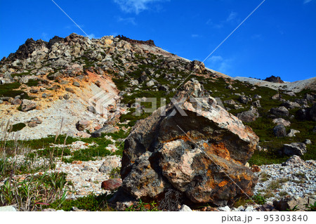 スピリチュアルな道南の活火山～霊場恵山 95303840