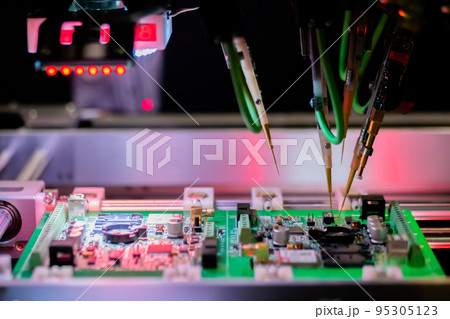 Quality testing of printed circuit boards - flying probe test at factory 95305123