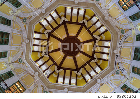 東京駅 東京駅丸の内駅舎 南ドームレリーフ 東京駅 東京駅丸の内駅舎 南ドームレリーフ 95305202