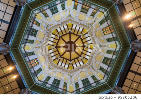 東京駅 東京駅丸の内駅舎 南ドームレリーフ 東京駅 東京駅丸の内駅舎 南ドームレリーフ 95305206