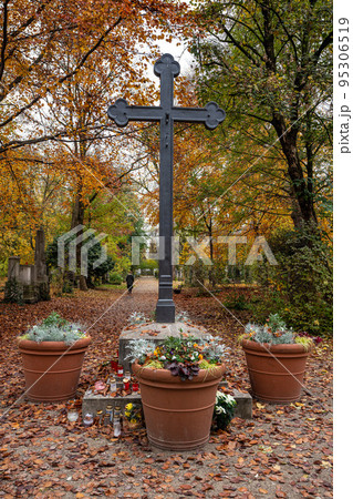 View of famous Old North Cemetery of Munich, Germany with historic gravestones. 95306519