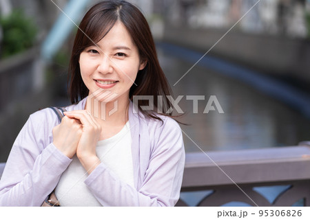 ビジネス 女性 OL ビジネス 女性 OL 95306826