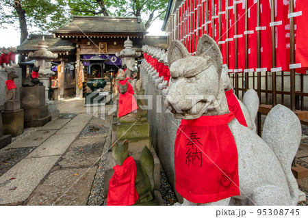 東京都港区元赤坂の豊川稲荷東京別院 95308745