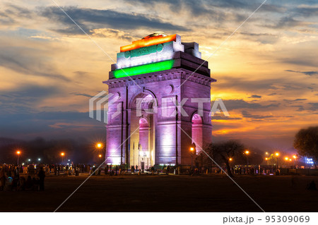 The India Gate, night illuminated view, New Delhi The India Gate, night illuminated view, New Delhi 95309069
