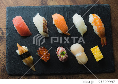 お寿司　黒バック　高級 95309997