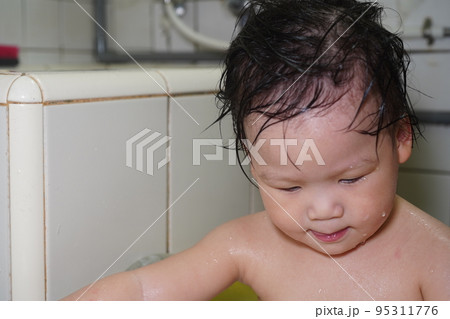 幼児 乳幼児 乳児 95311776
