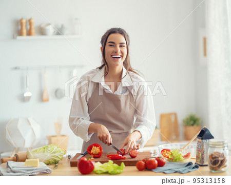 woman is preparing proper meal 95313158