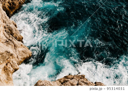 Top view of the Adriatic Sea, Dubrovnik, Croatia 95314031
