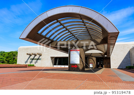千葉県　佐倉市にある 国立歴史民俗博物館 95319478