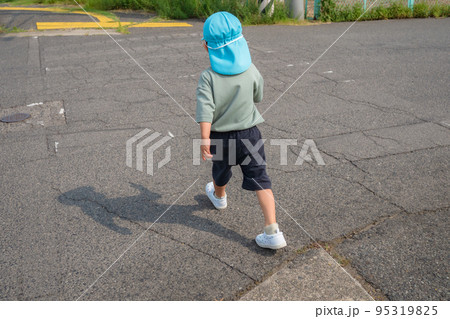幼稚園イメージ 幼稚園児 幼稚園イメージ 幼稚園児 95319825