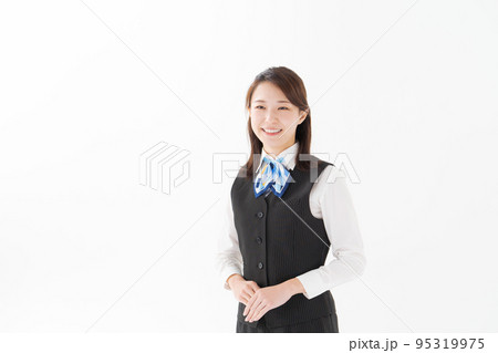 事務服を着た女性 95319975