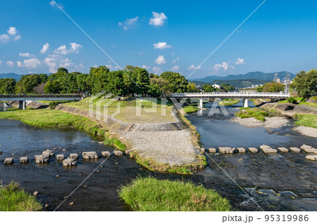 鴨川デルタ　賀茂川と高野川合流地点 95319986