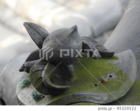 犬山城と桃瓦 95320522