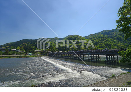 語月の嵐山渡月橋-3 95322083