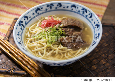 ソーキそば 沖縄郷土料理 ソーキそば 沖縄郷土料理 95324041