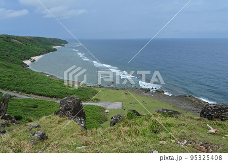 東崎からみた海岸 95325408