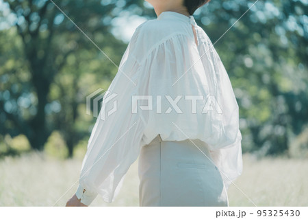 portrait photo 95325430