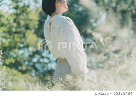 portrait photo 95325434