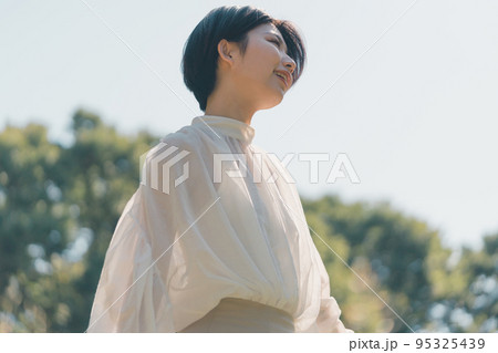 portrait photo 95325439