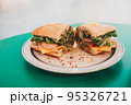 サンドイッチ パン カフェ 95326721