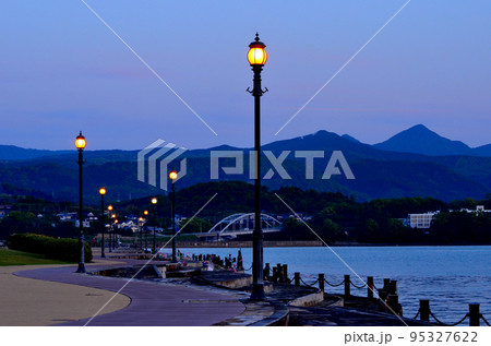 水俣市の親水公園 95327622