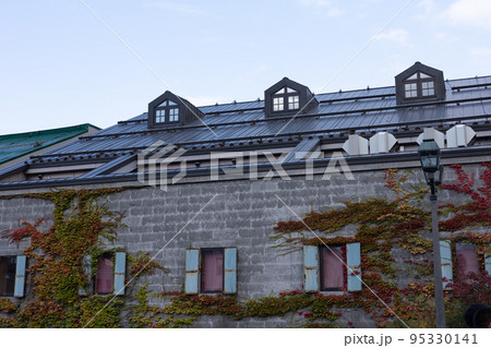 日本の北海道小樽市の古くてとても美しい建物 95330141