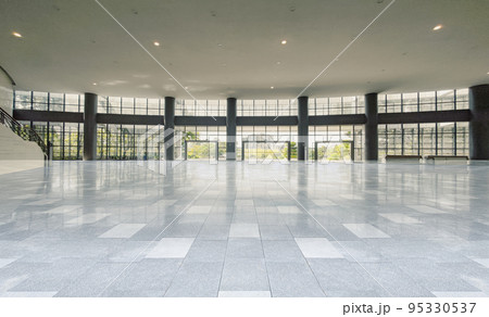 室内 インドア 家の中 95330537