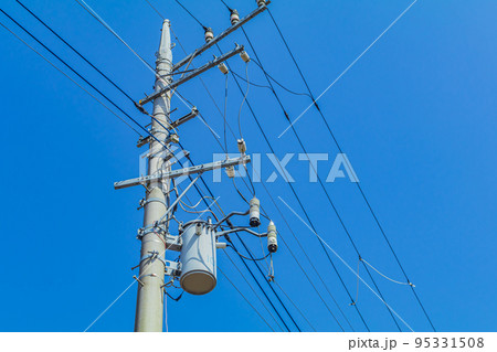 【イメージ素材】電柱 【イメージ素材】電柱 95331508