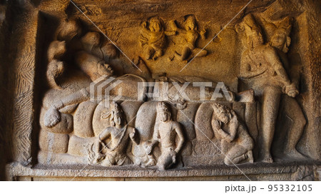 Vishnu in a reclining pose lying on a serpent Ananta in Mahishasuramardini cave temple, Mahabalipuram, Tamilnadu, India Vishnu in a reclining pose lying on a serpent Ananta in Mahishasuramardini cave temple, Mahabalipuram, Tamilnadu, India 95332105