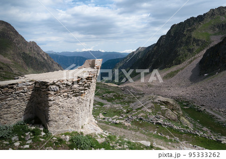 Ruins of italian old barracks near french Alps 95333262