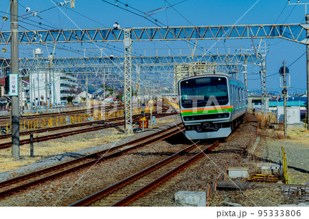 【神奈川の風景】東海道線の電車 95333806