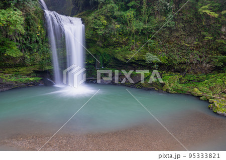 《大分県》慈恩の滝（じおんのたき）　日田市天瀬町 95333821