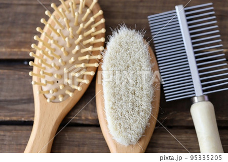 ペットのトリミングブラシセット ペット用ケアブラシとコーム ペットのトリミングブラシセット ペット用ケアブラシとコーム 95335205