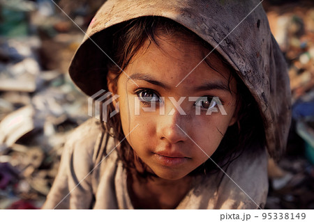 3D illustration of little girl in landfill spectacular detailed digital art 95338149