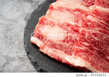 黒毛和牛カルビ焼肉用 95339222