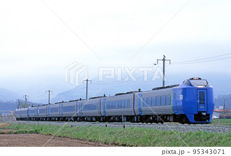 室蘭本線　長和ー有珠　JR北海道　キハ281系＋キハ283系　スーパー北斗 95343071