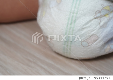 おむつ オムツ おしめ 95344751