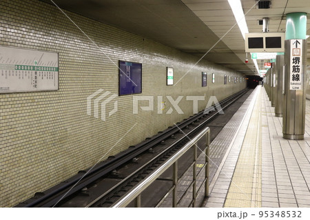 Osaka Metro中央線堺筋本町駅 95348532