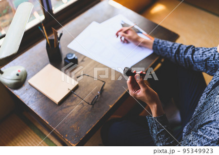 懐かしい感じのイメージ（Image photo） 95349923