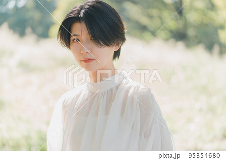 portrait photo 95354680