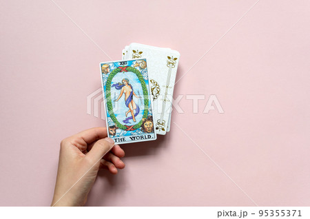 The classic card of Rider Waite deck 95355371