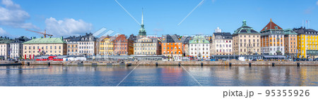 Colorful houses of Stockholm old town 95355926