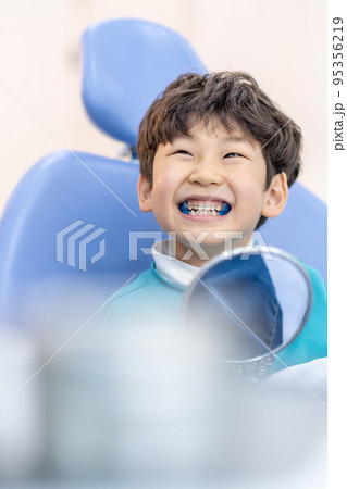1人 一人 男の子 95356219